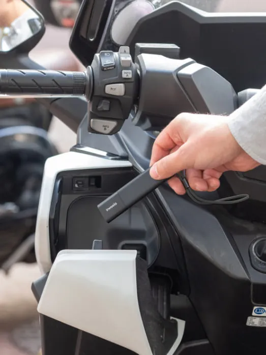 Motorroller GPS tracker