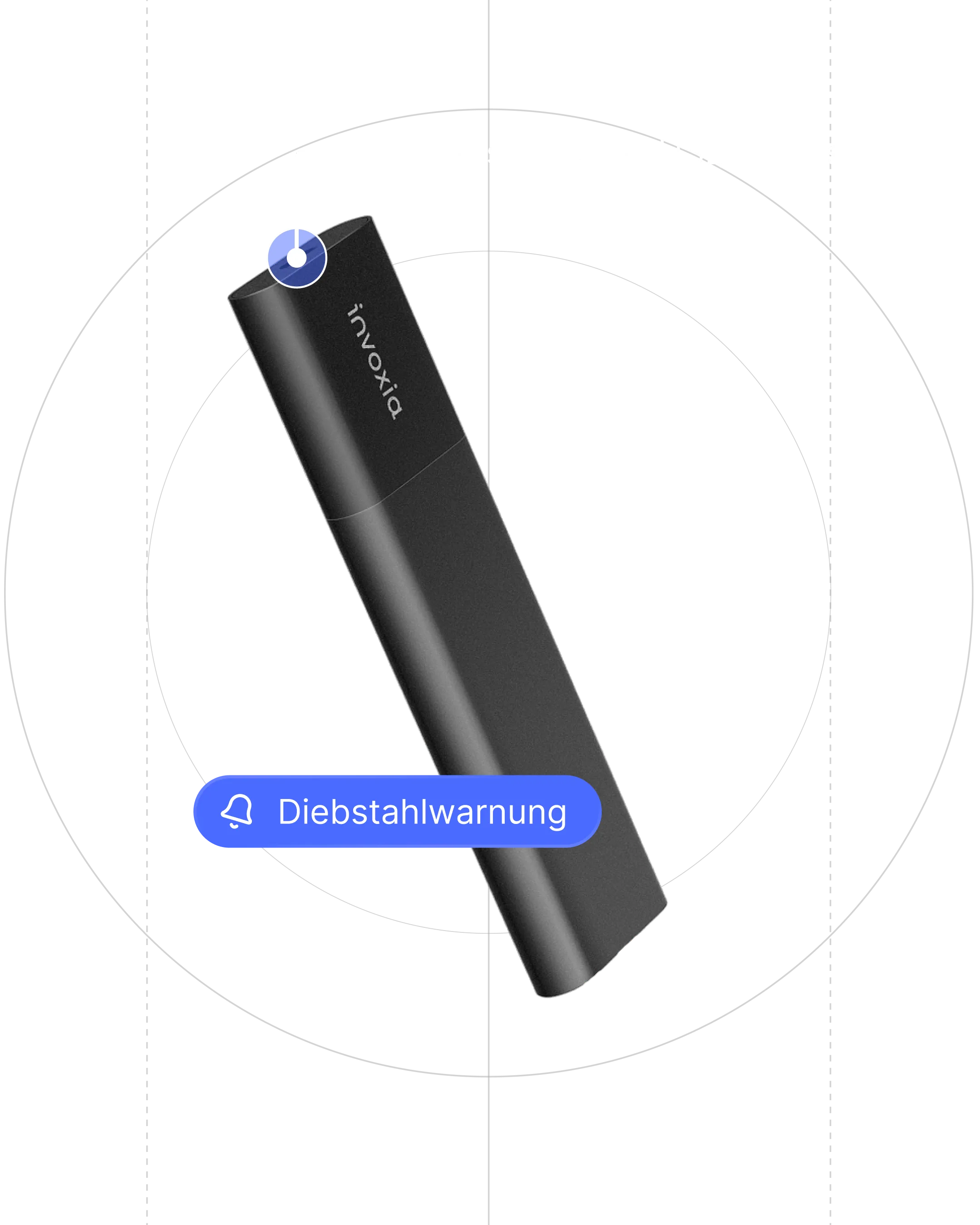 Ein Invoxia Classic Edition 2026 GPS-Tracker auf einem schwarzen Hintergrund mit Angaben zu seinem wasserdichten USB-C-Anschluss und Diebstahlwarnfunktionen