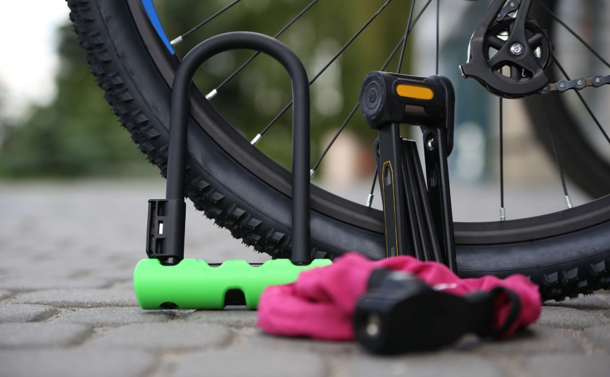 The Invoxia Bike Tracker helps this Nancy resident find her stolen bike