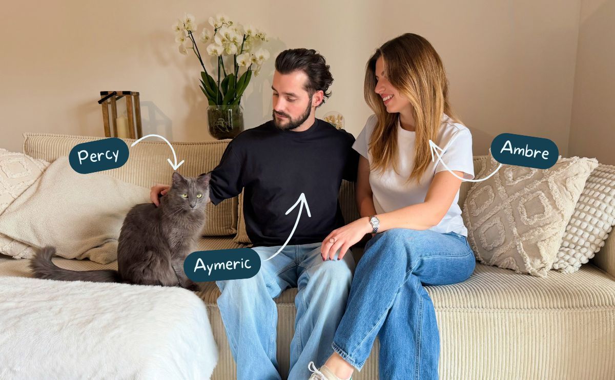 Cofundadores de Animou, socios de Invoxia, con su gato Percy